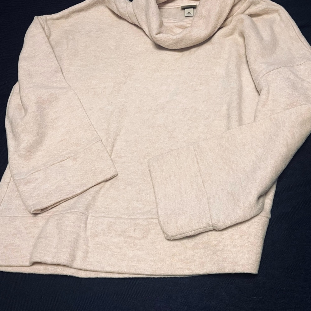 Elegant Cream Women's Sweater